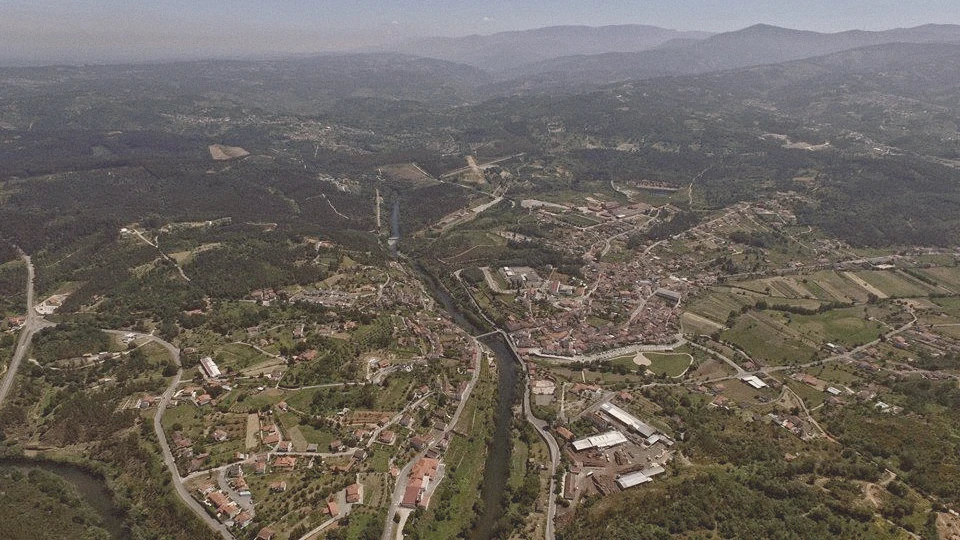 Vista aérea de Côja, concelho de Arganil
